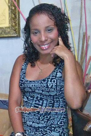 174050 - Yasaidys Age: 35 - Colombia