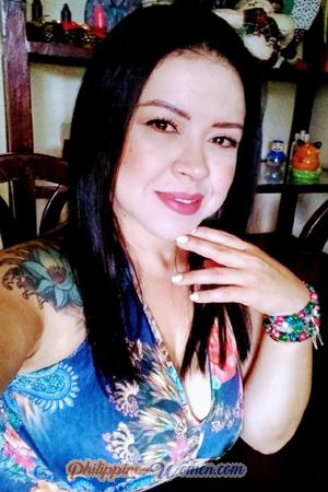 185019 - Yenny Age: 42 - Colombia