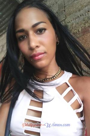 196824 - Yanislena Age: 26 - Cuba