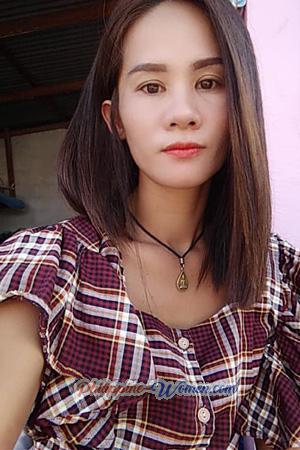 199893 - Thanaporn Age: 42 - Thailand