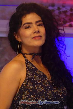 204739 - Yenny Age: 42 - Colombia