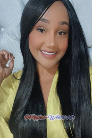 204910 - Daniela Age: 31 - Colombia