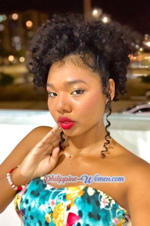 210807 - Daniela Age: 27 - Colombia