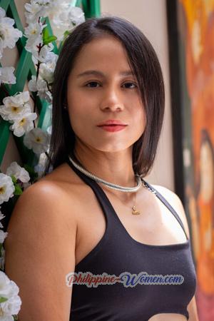 218770 - Jeniffer Age: 42 - Colombia