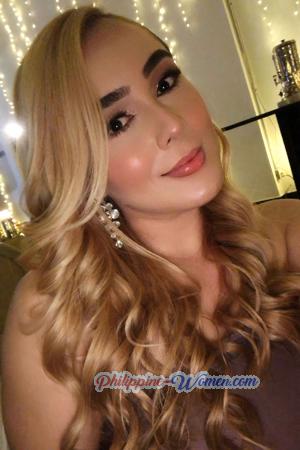 220031 - Daniela Age: 30 - Colombia