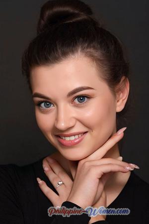 222331 - Anastasiya Age: 20 - Ukraine