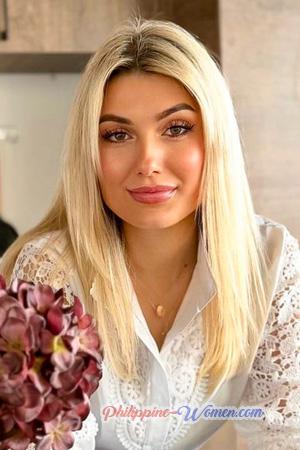 227241 - Yuliia Age: 43 - Ukraine
