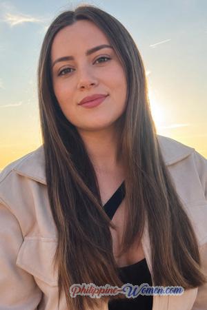 227508 - Laura Age: 26 - Colombia